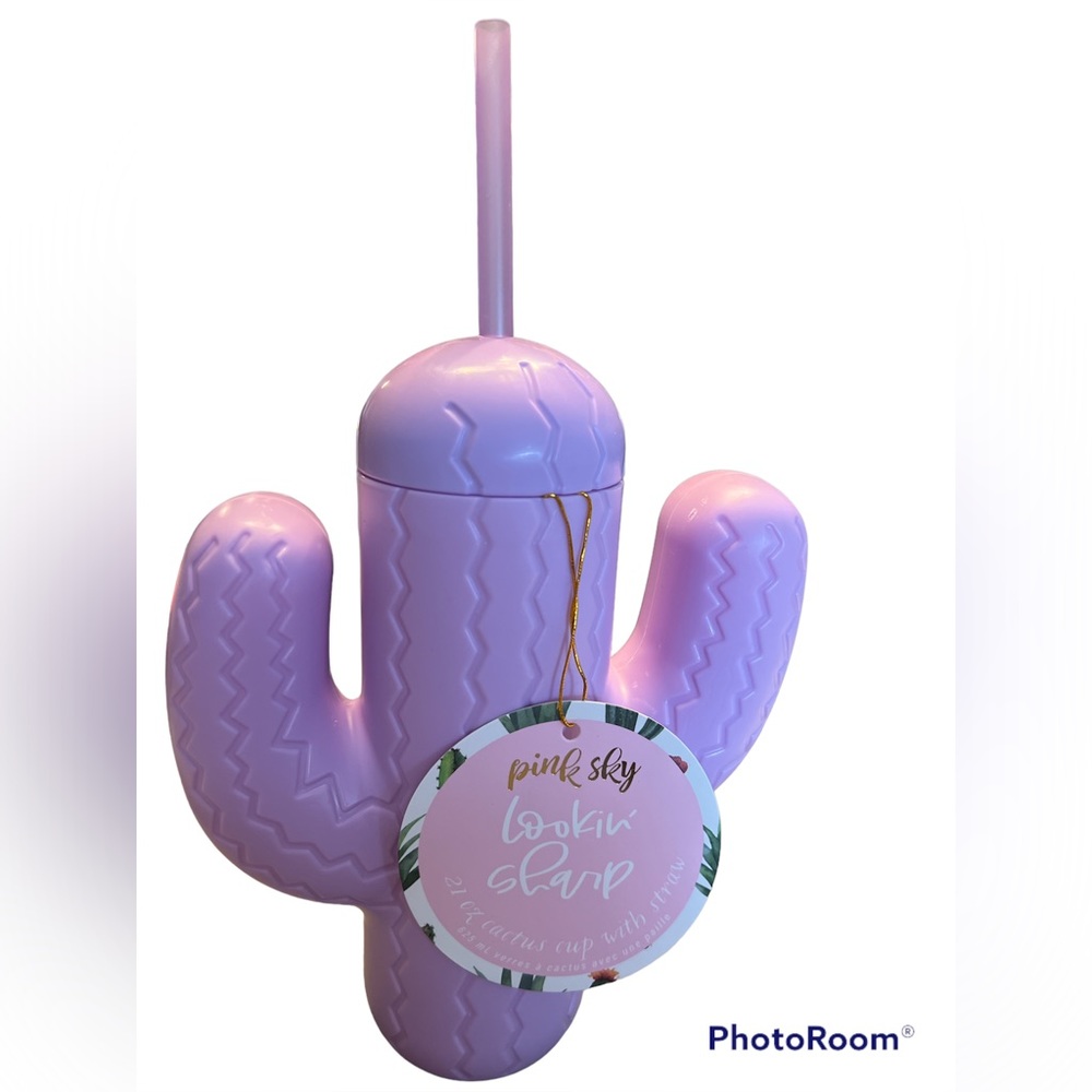 21oz Cactus Cup with Straw by Pink Sky reusable 🌵 ❤️🌵 NEW with tag NIP